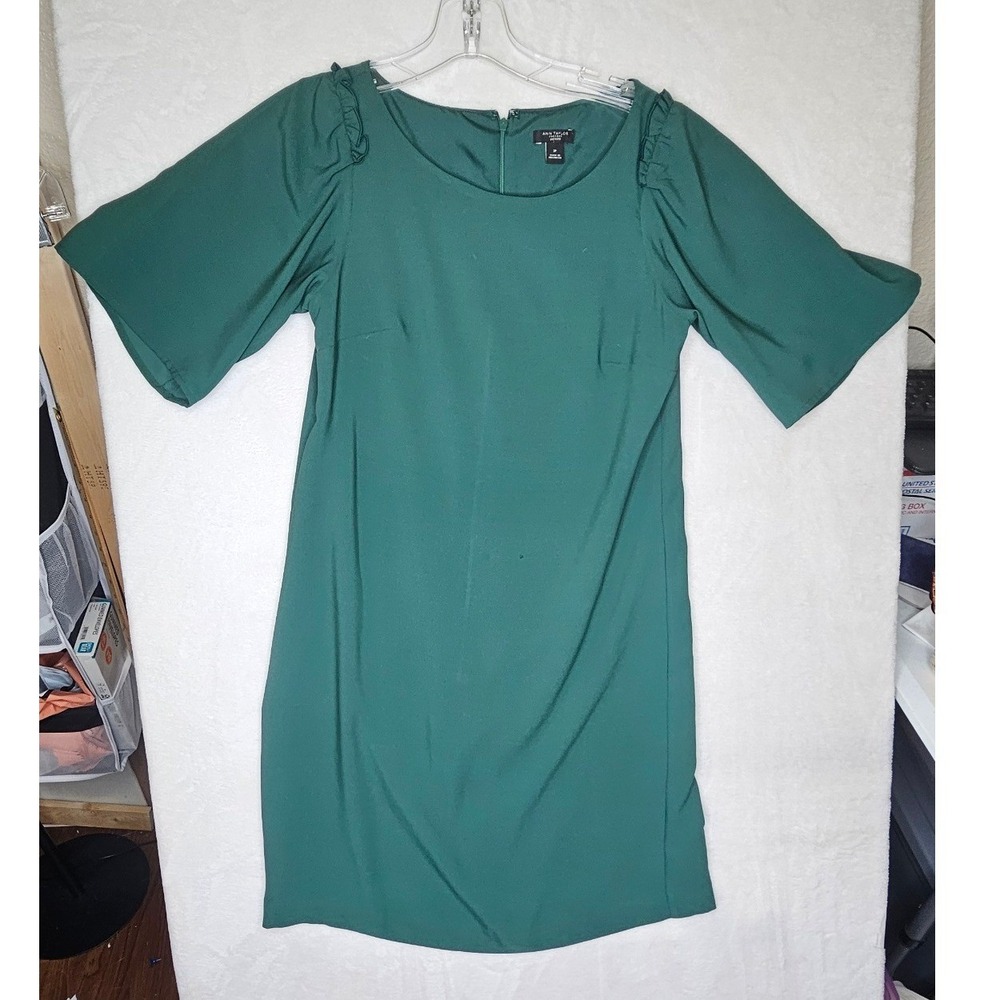 Ann Taylor Shift Dress 6 Green Ruffle Shoulder Flutter Sleeve Mini